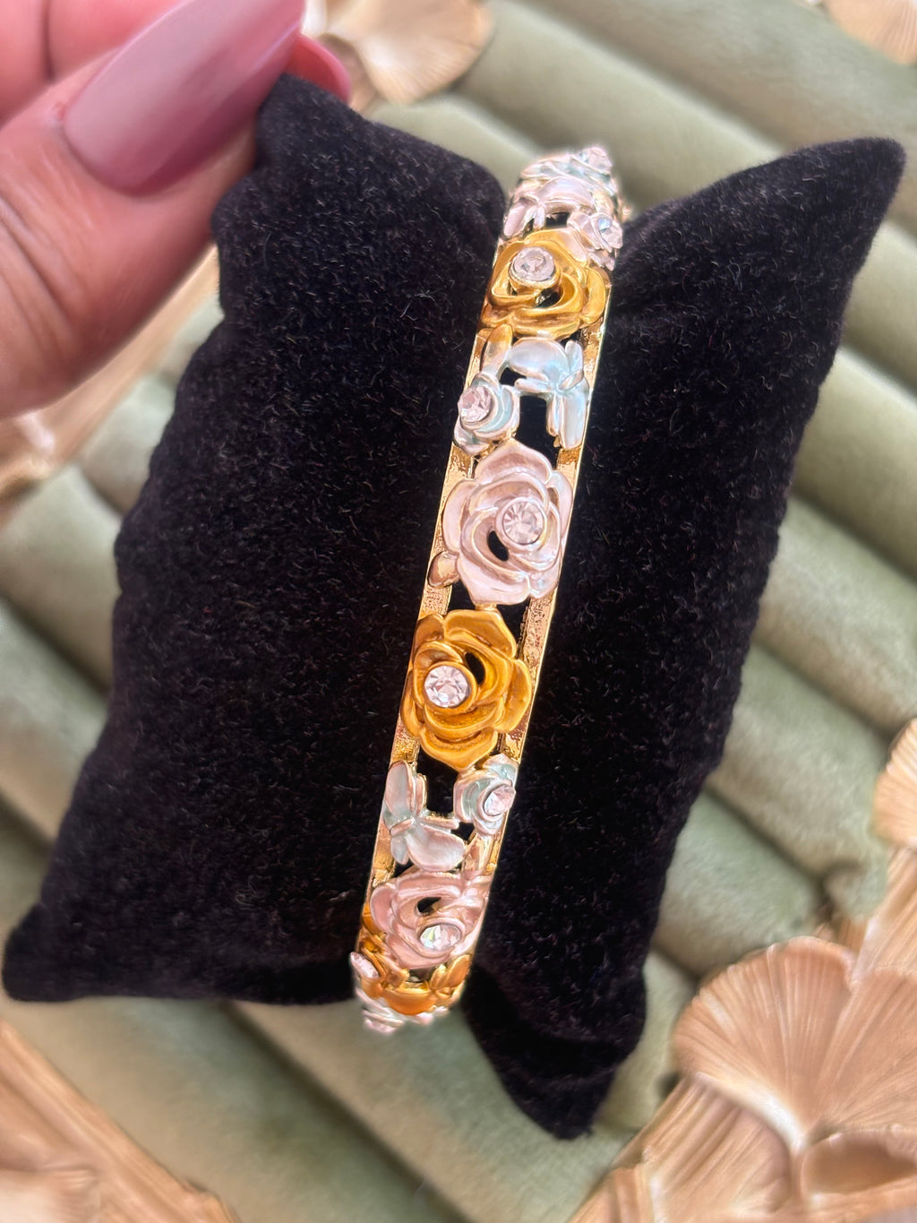 Fleora Bangle 34