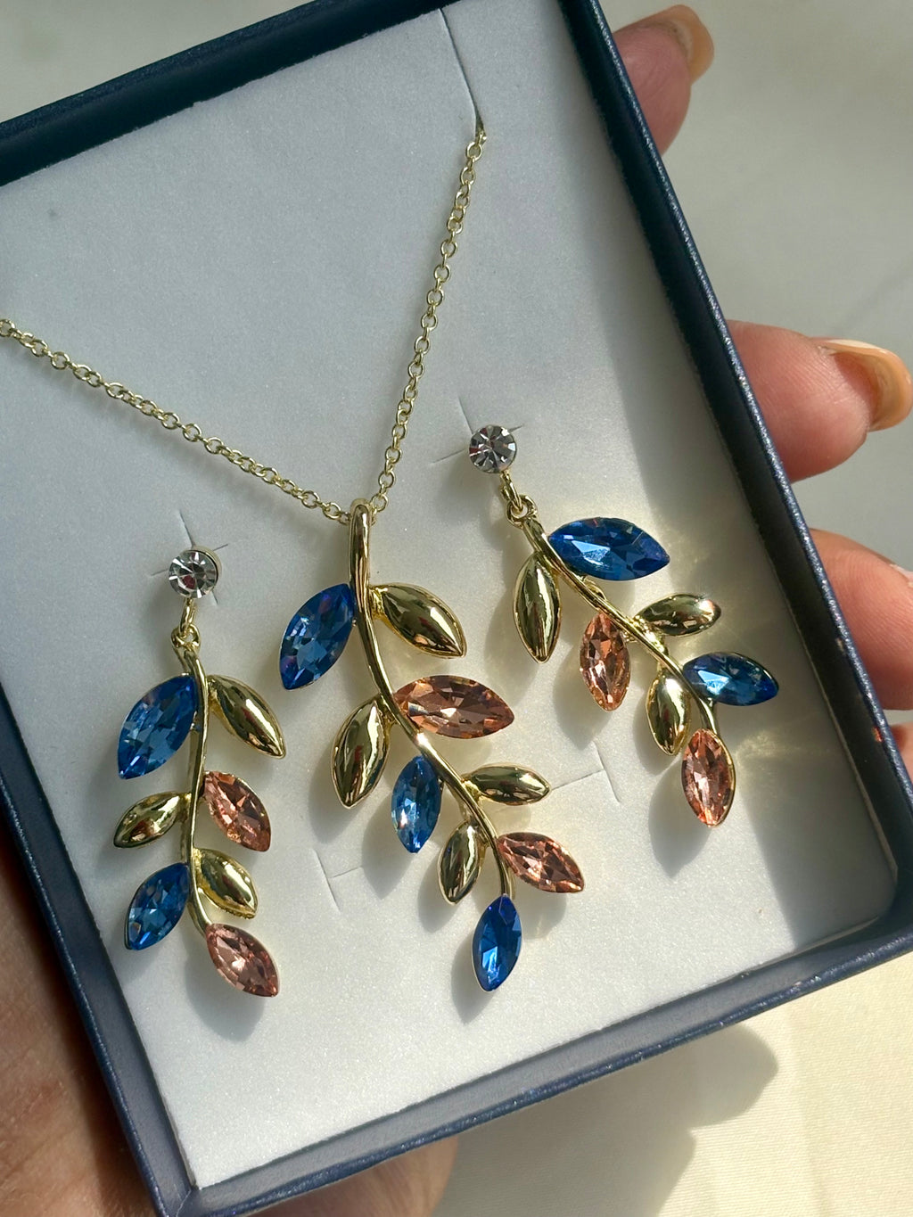 Sapphire Petal Set