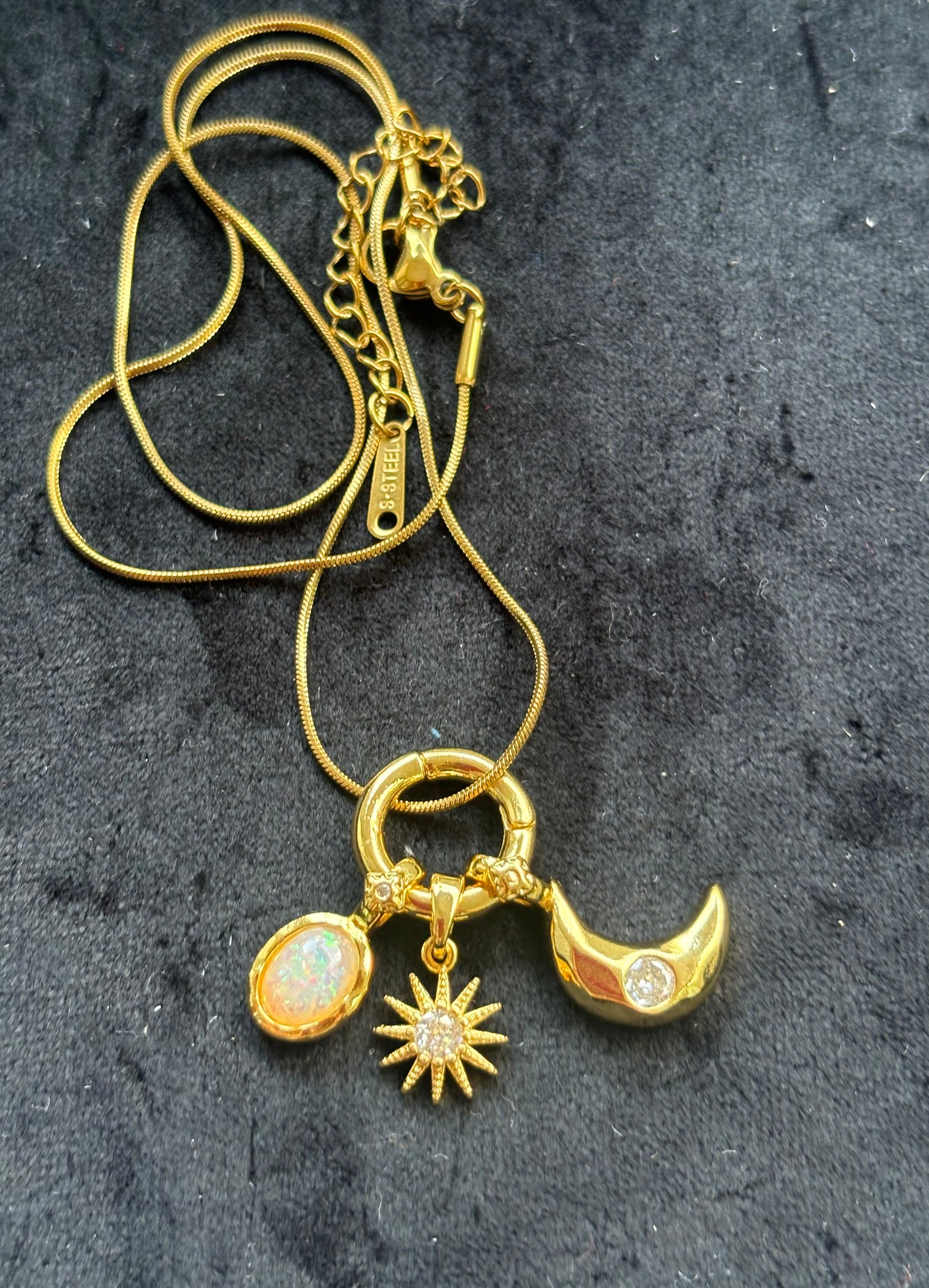 The Nyx Necklace