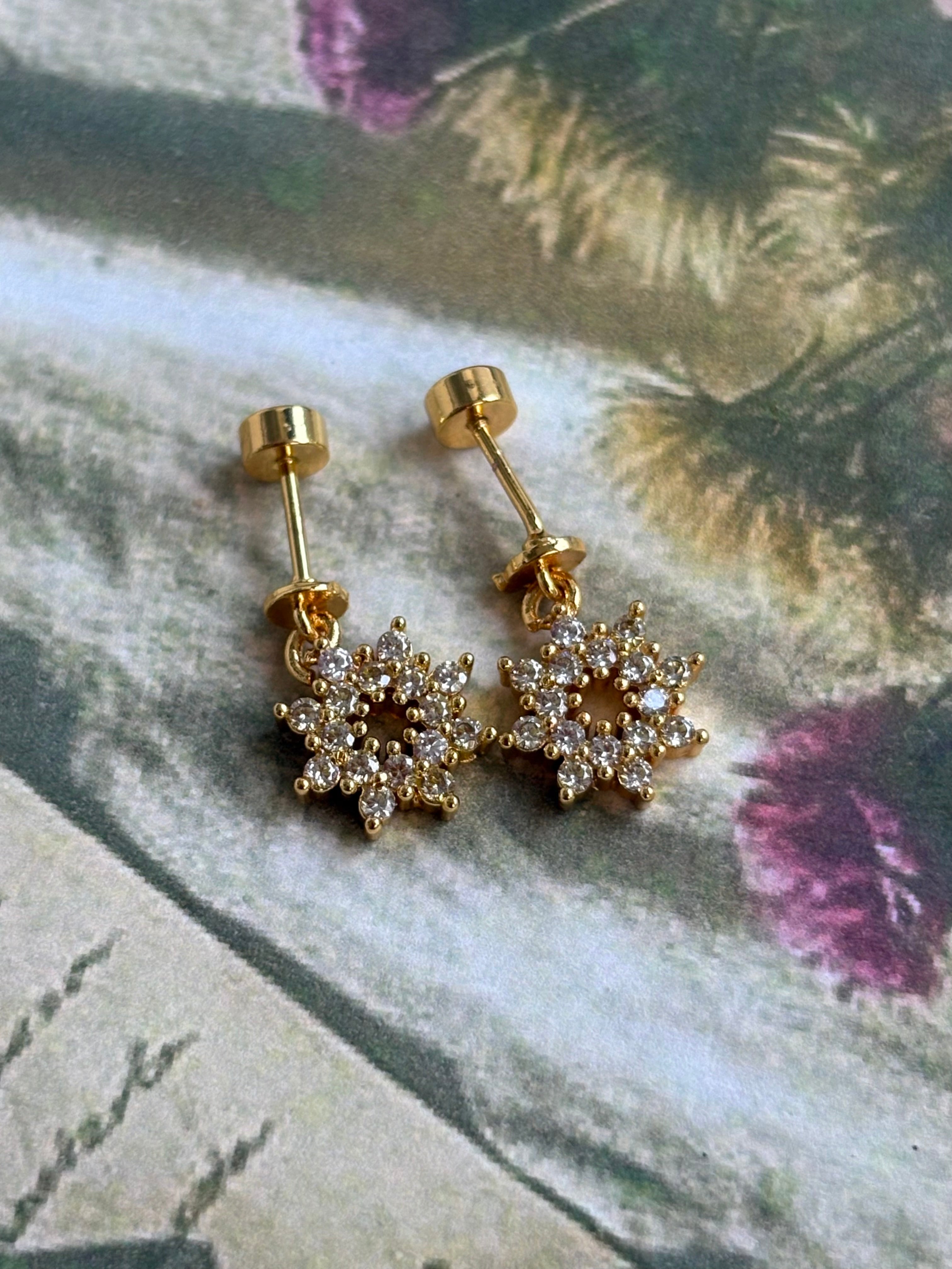 Bloom Bugadi Flat Studs