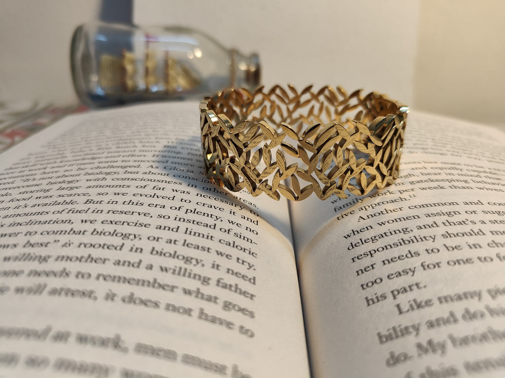 Leaf Linked Broad Kada