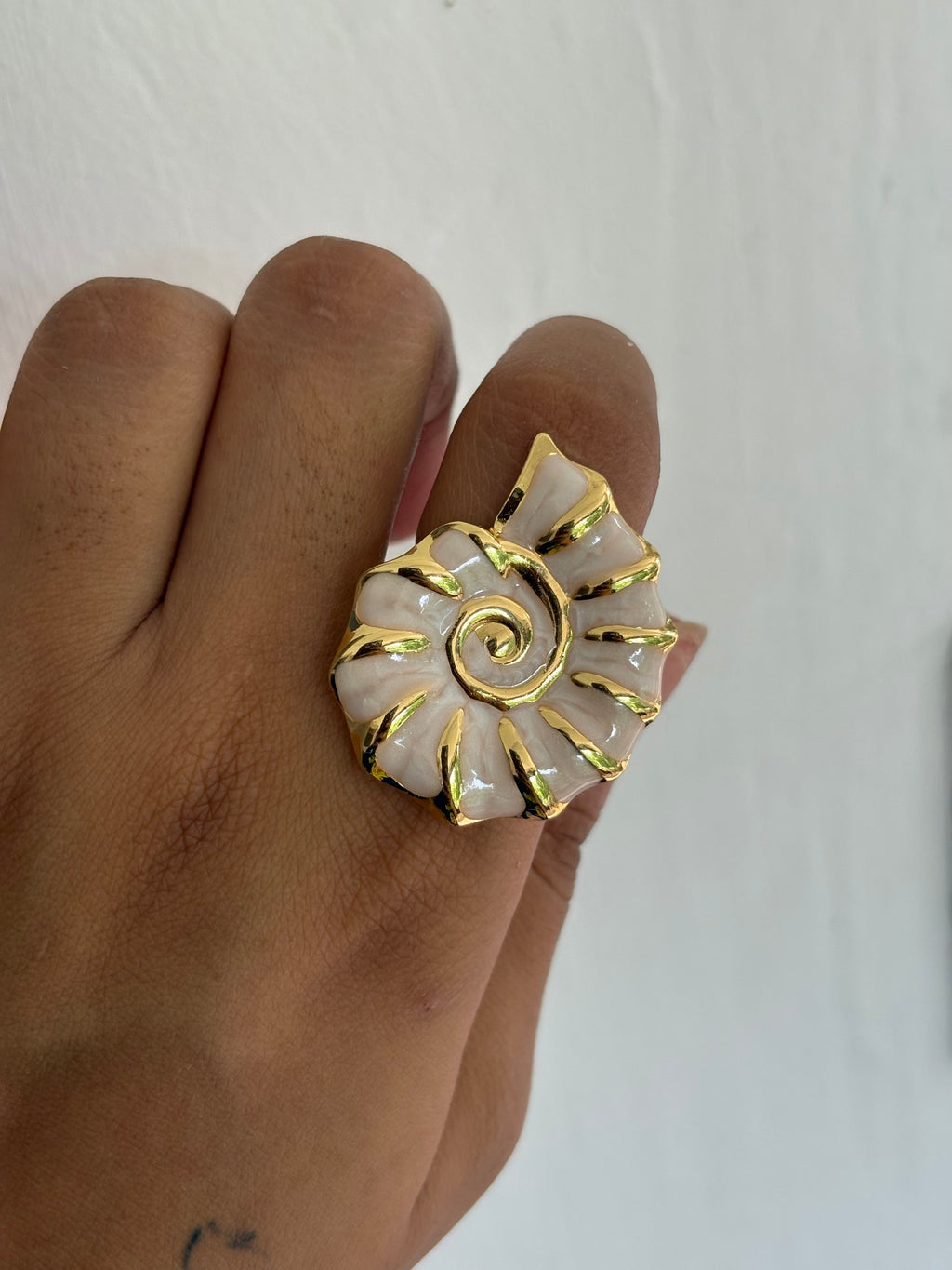 Enamel Ring - Snail