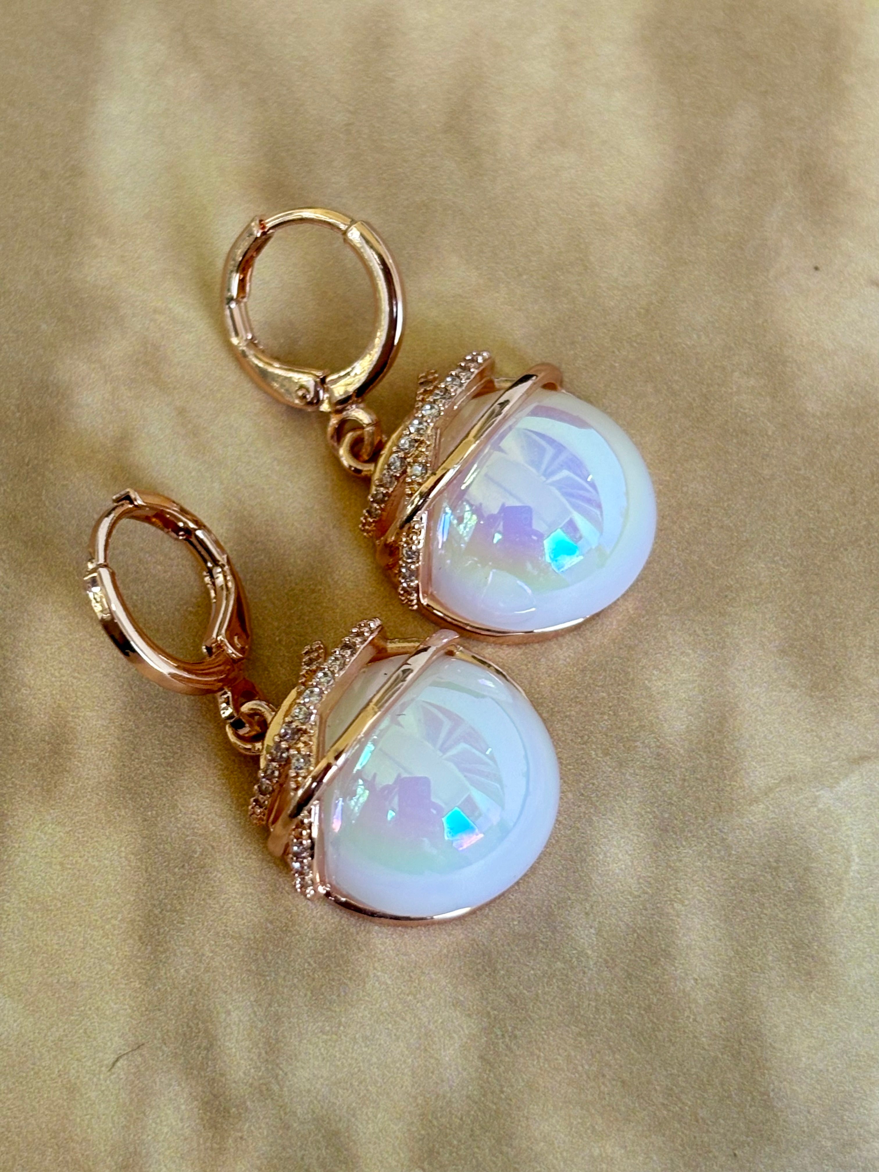 Halo pearl Hoops