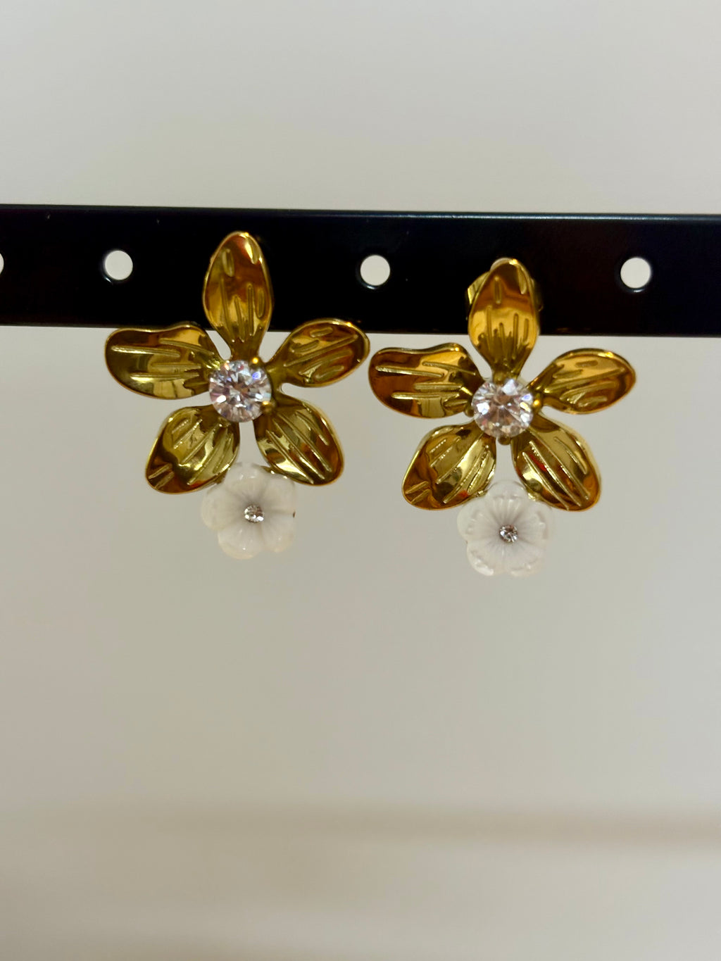 Lumi flora Studs