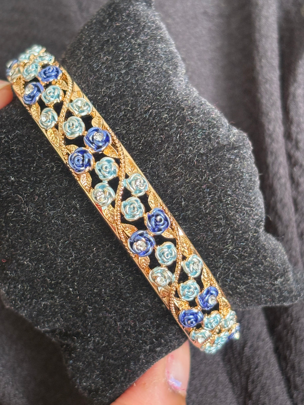 Fleora Bangle 31