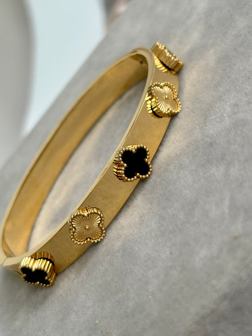Clover Muse Kada (black)