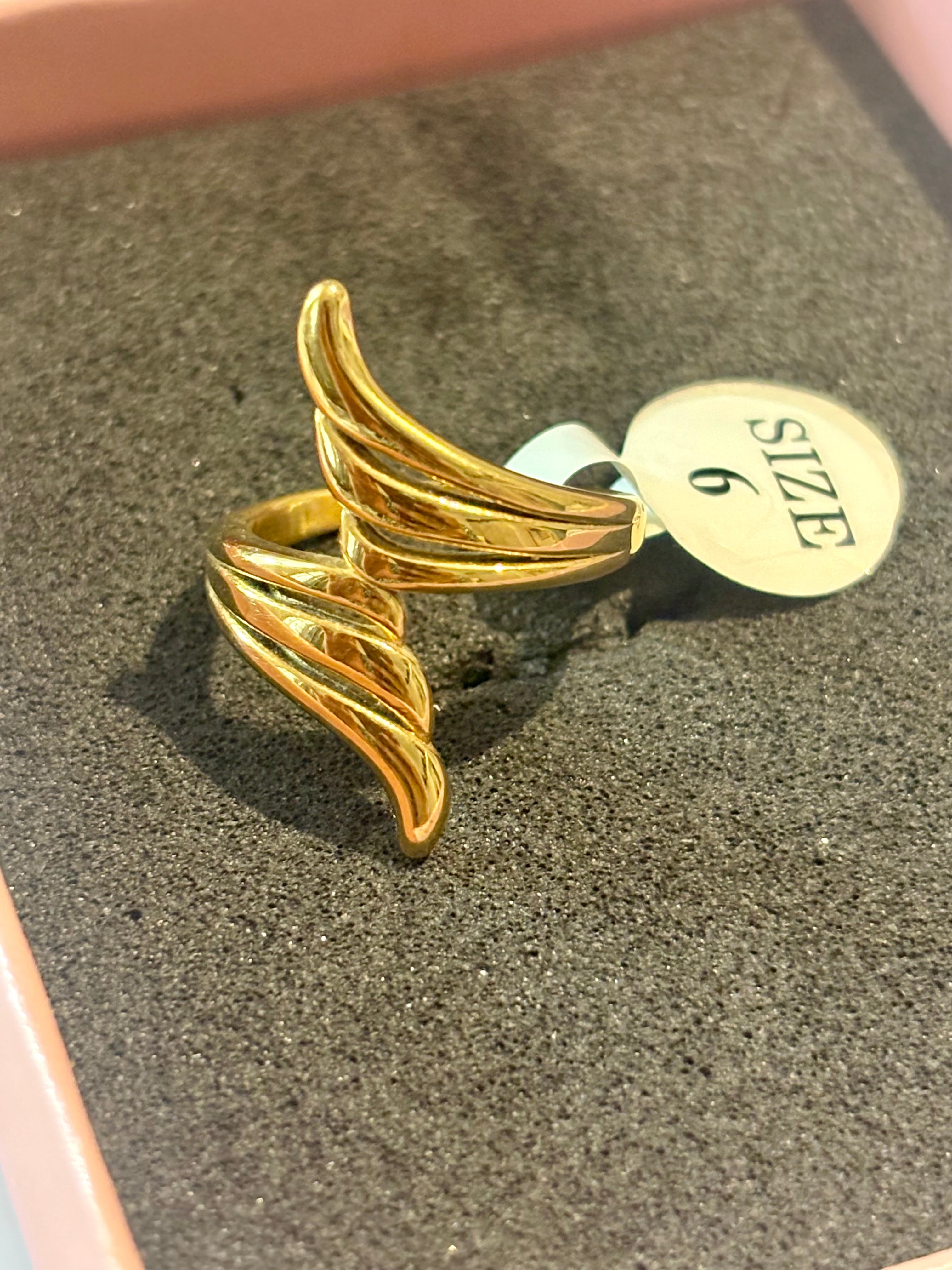 Sienna Twist Ring