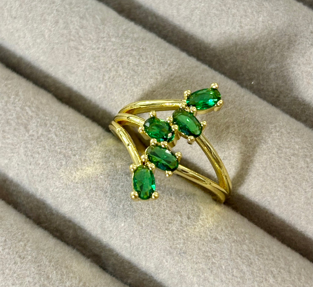 Emerald Layer Ring