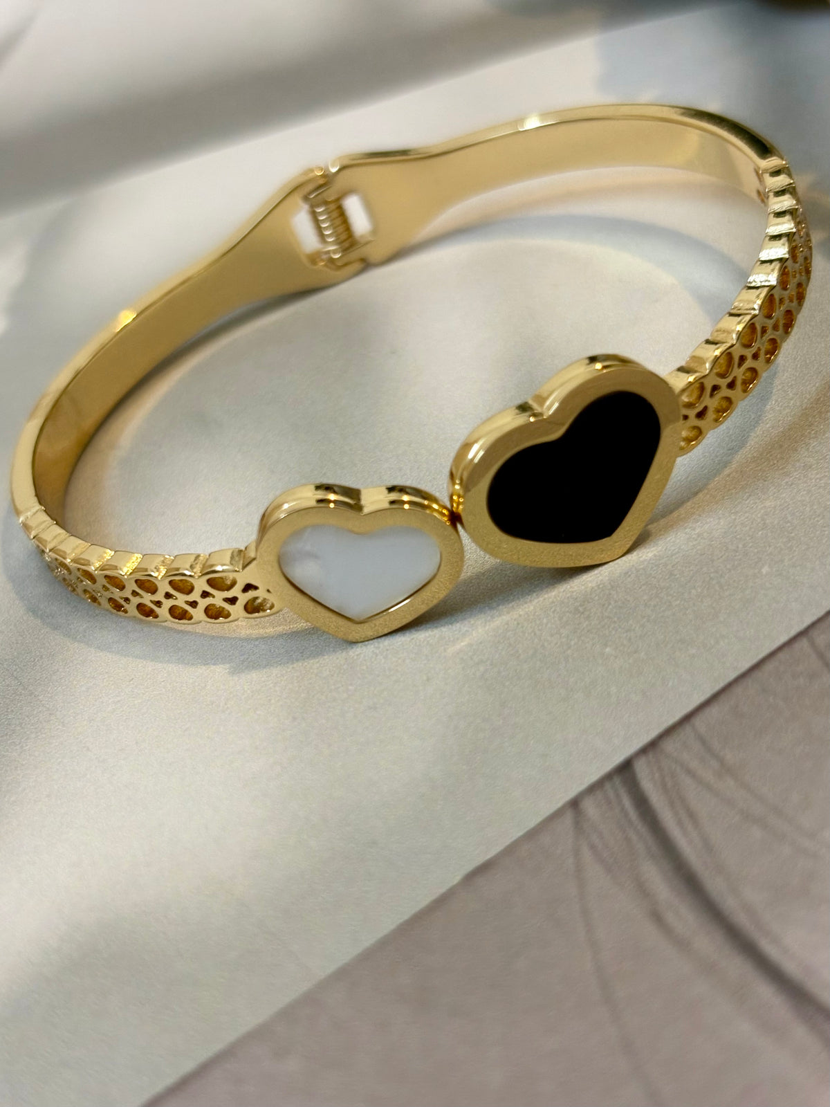Twin Heart Kada