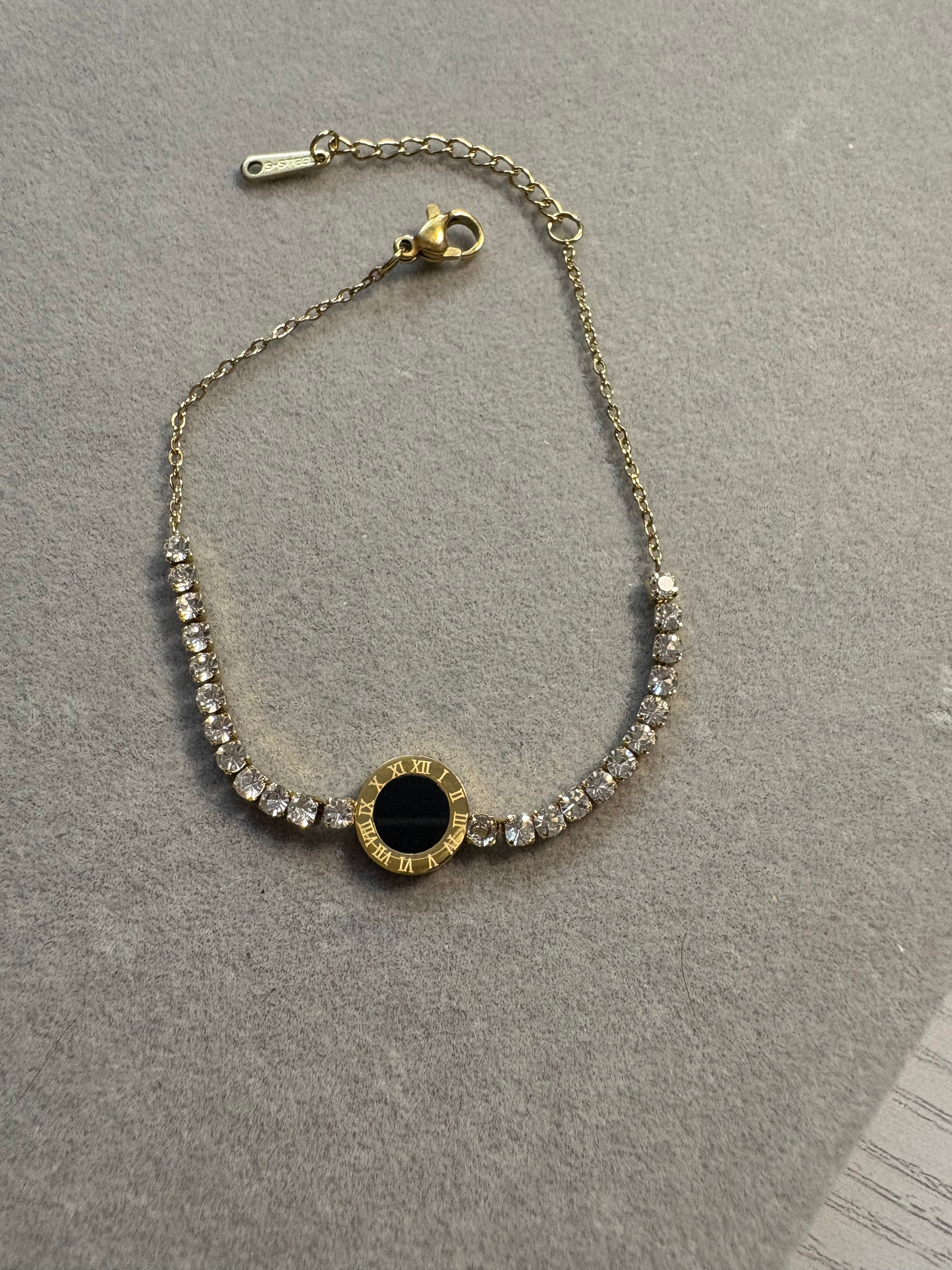 Luxe Roman Bracelet