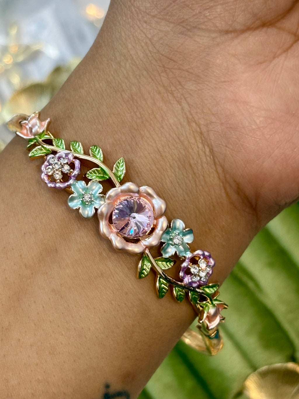 Fleora Bangle Design 13