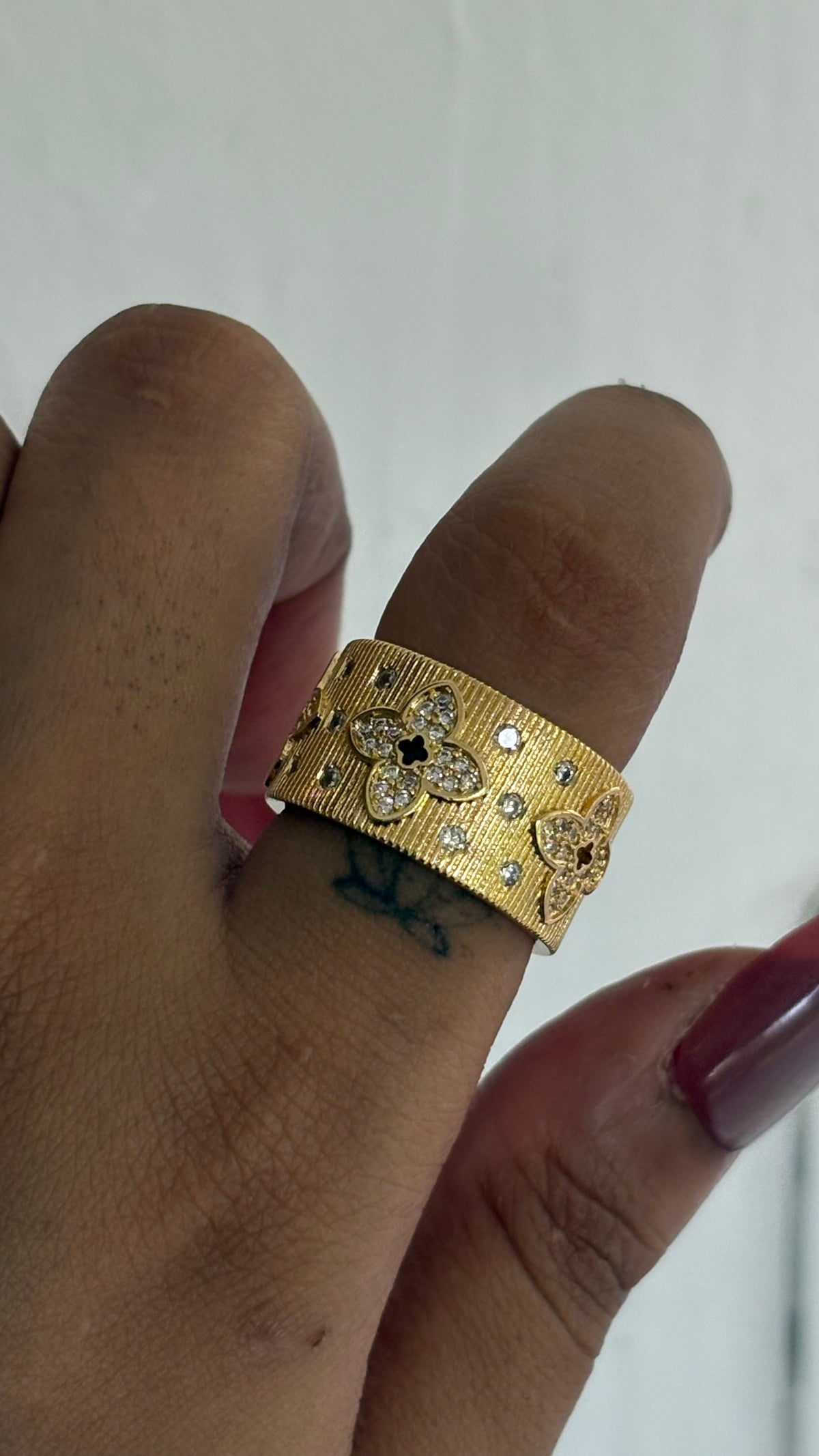 Royal Fleur Band Ring