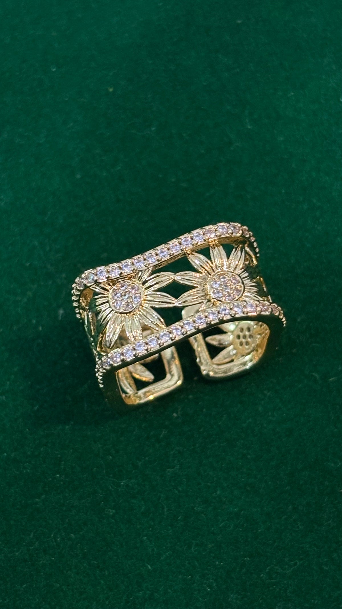 Twin Flora Ring