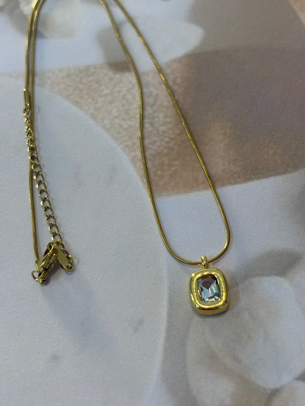 Elara Necklace