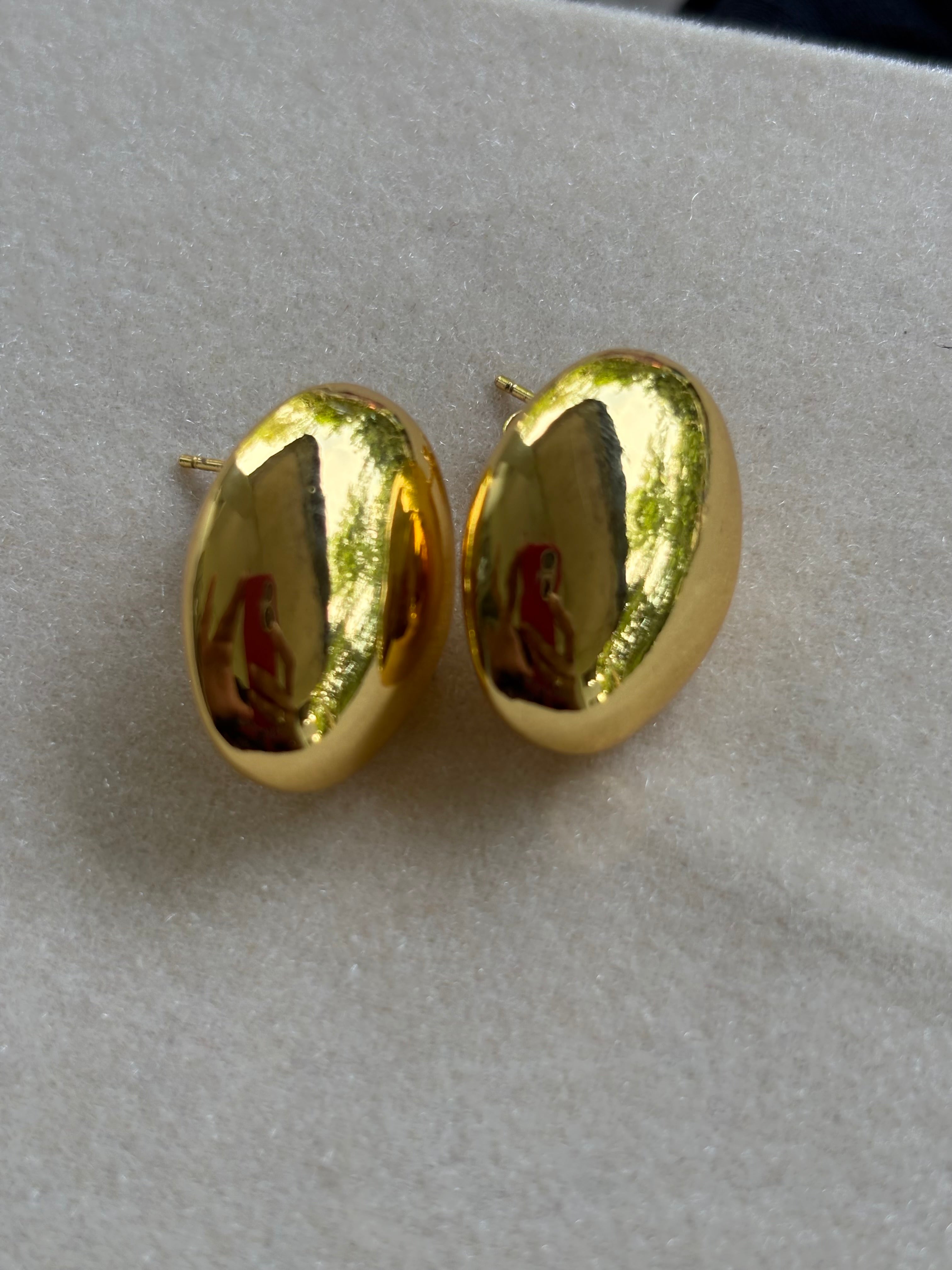 Halo Pods Studs