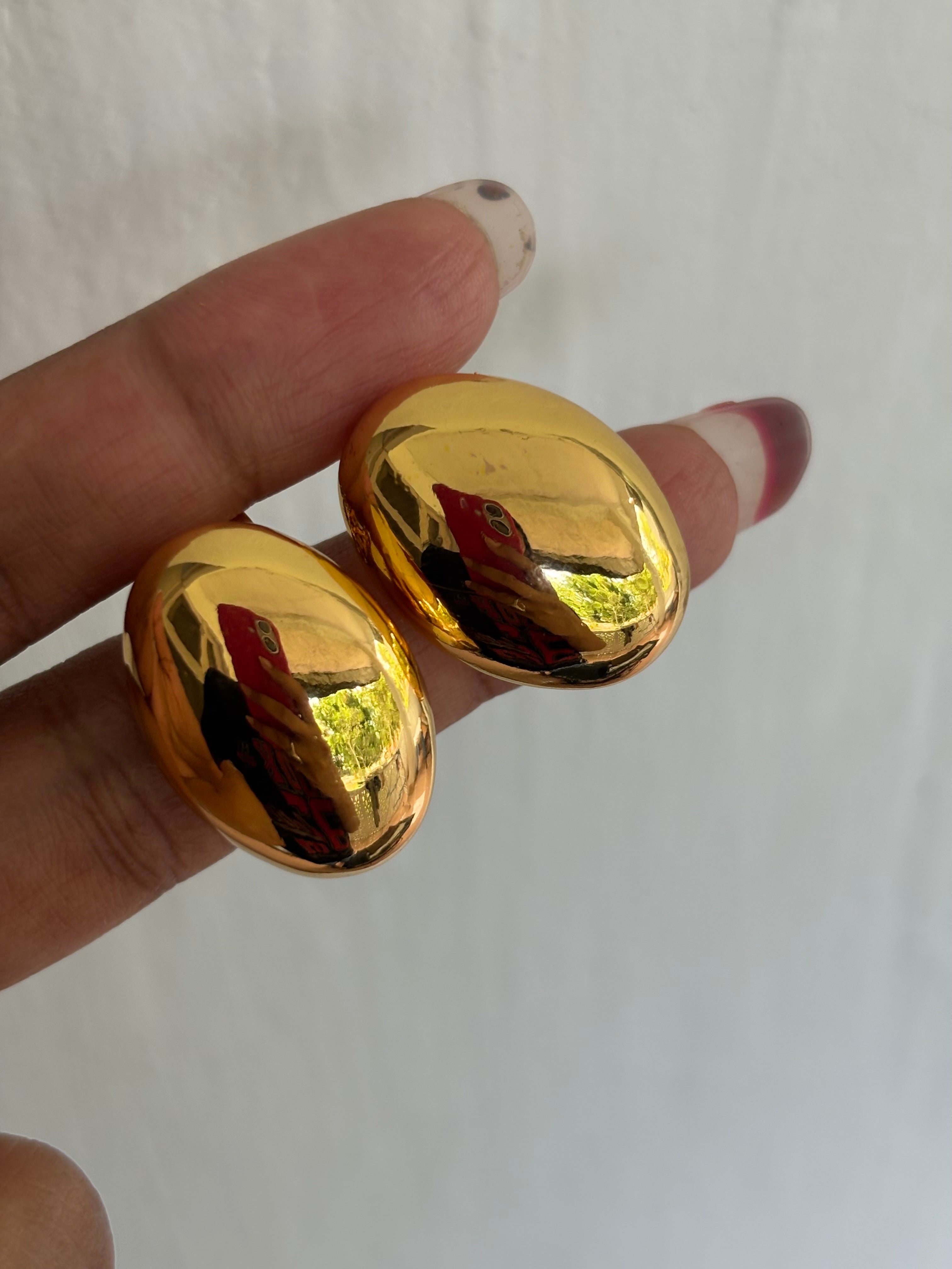 Halo Pods Studs