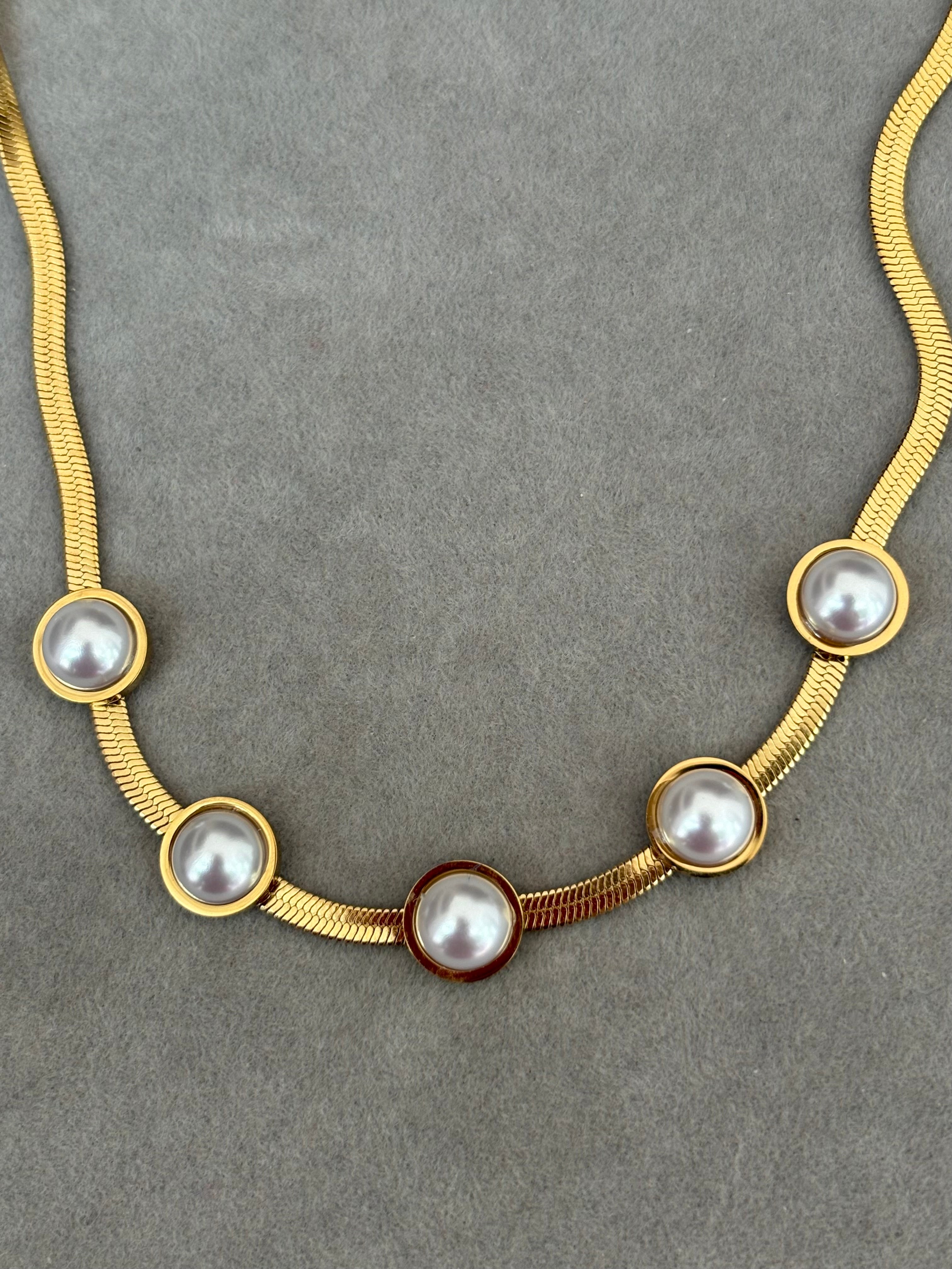 Pearl Orbit Necklace