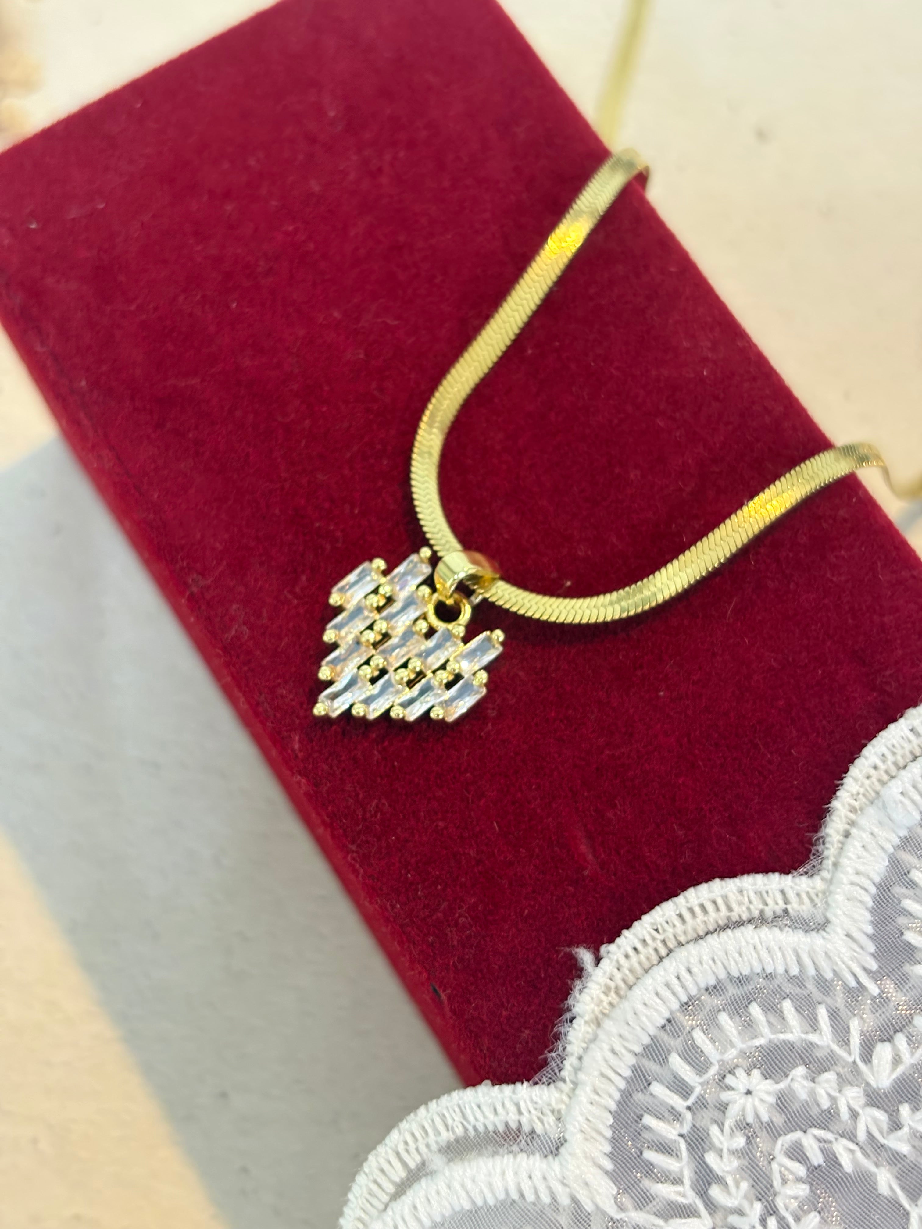 Glimmer Heart Necklace