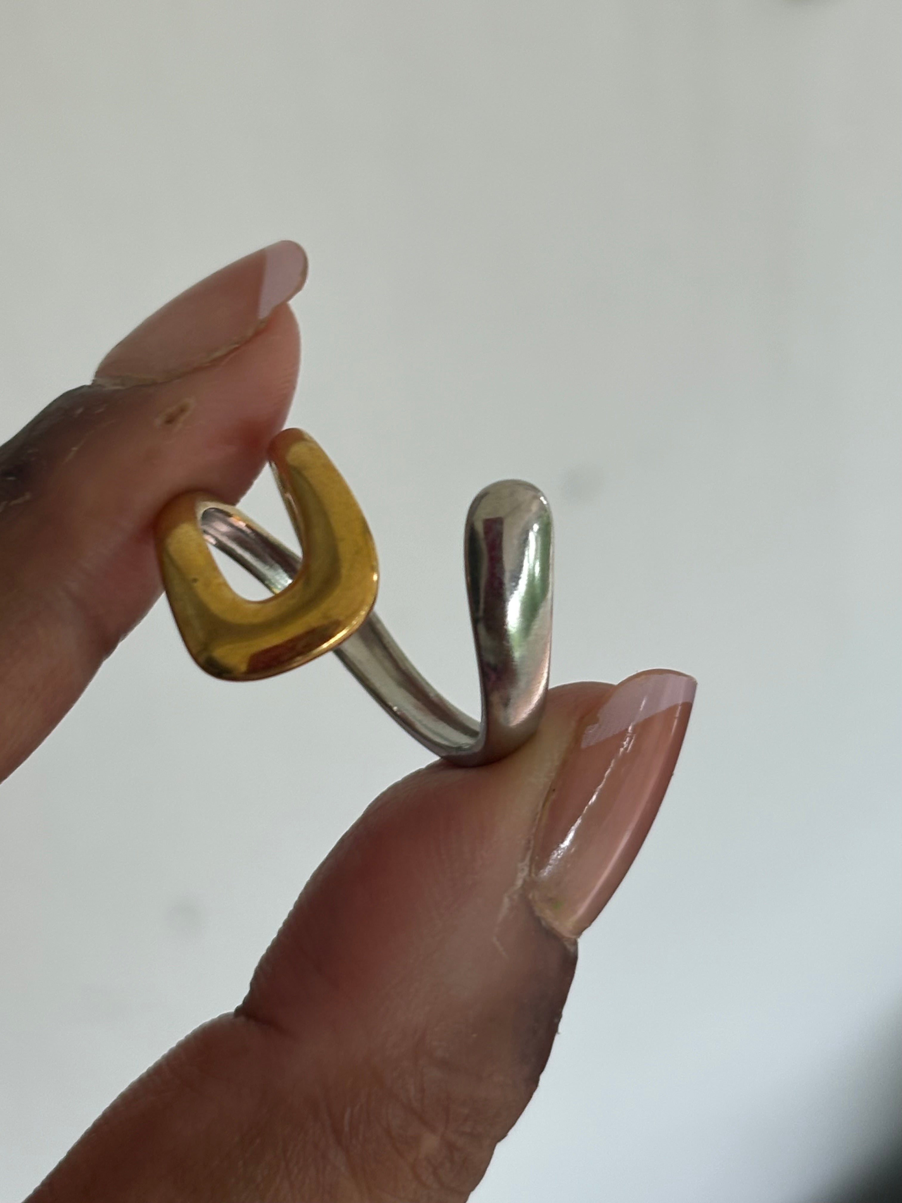 Laurel Ring