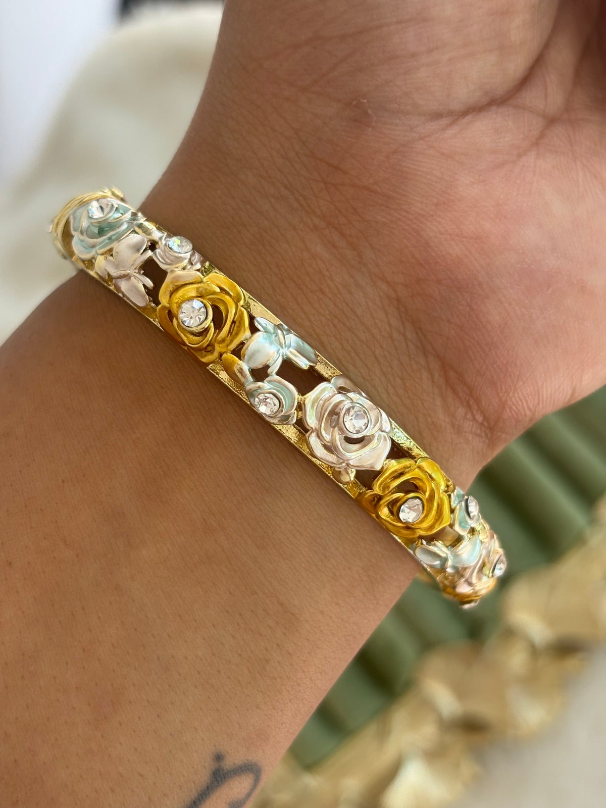 Fleora Bangle 34