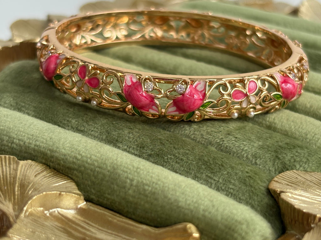 Fleora Bangle 23