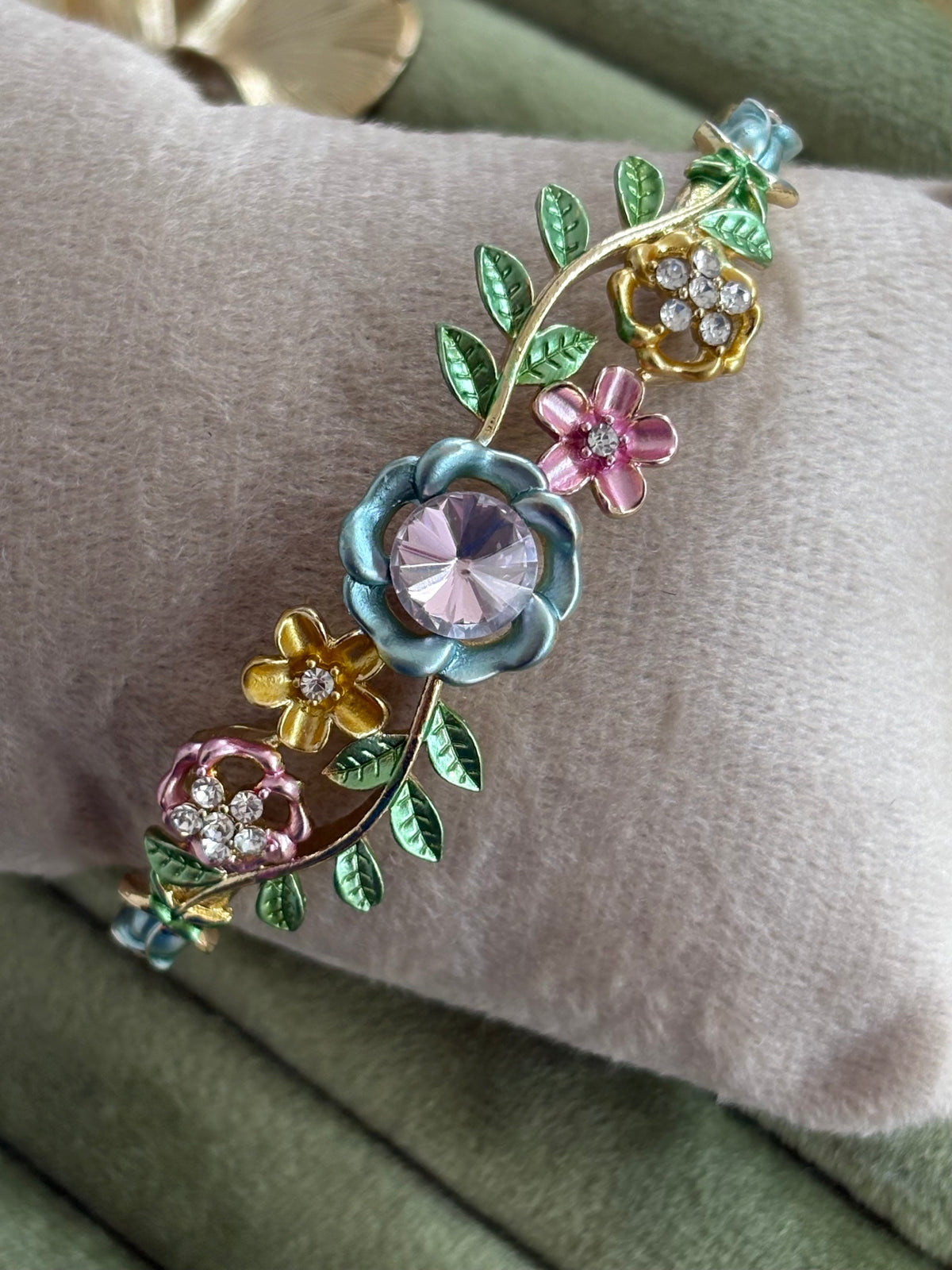 Fleora Bangle 45