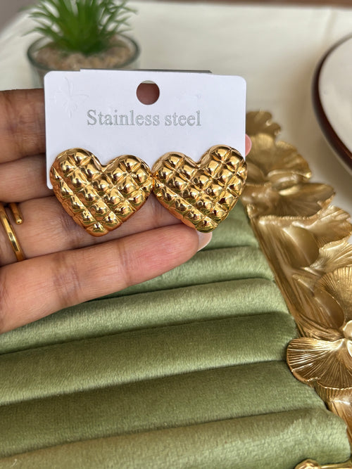 Amora Heart Studs