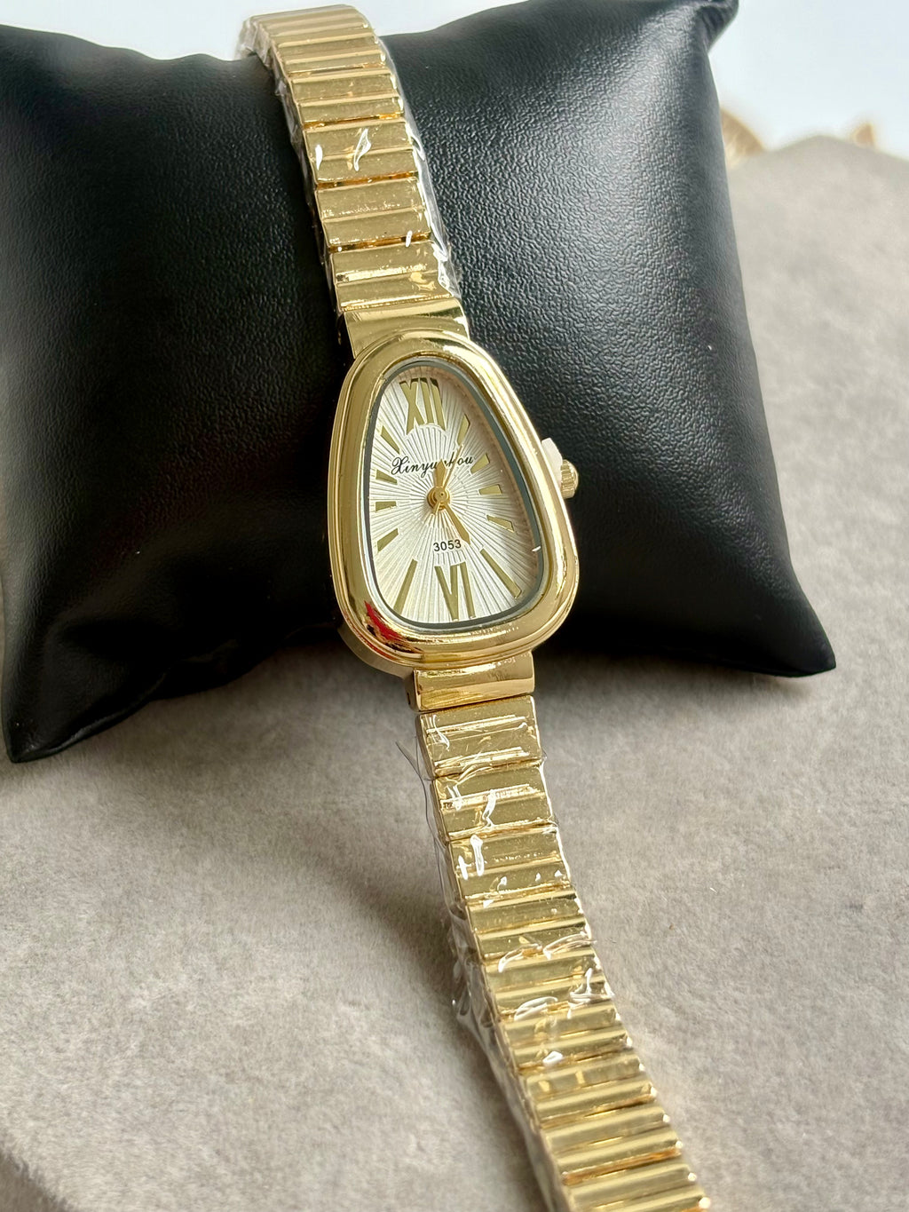 Roman Glow Watch - white dial