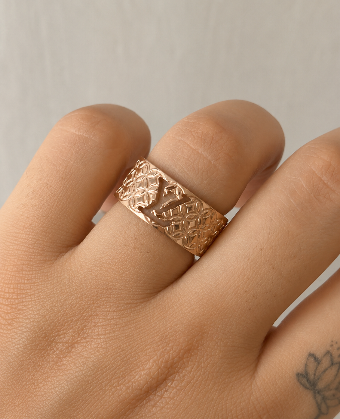 LV Band Ring