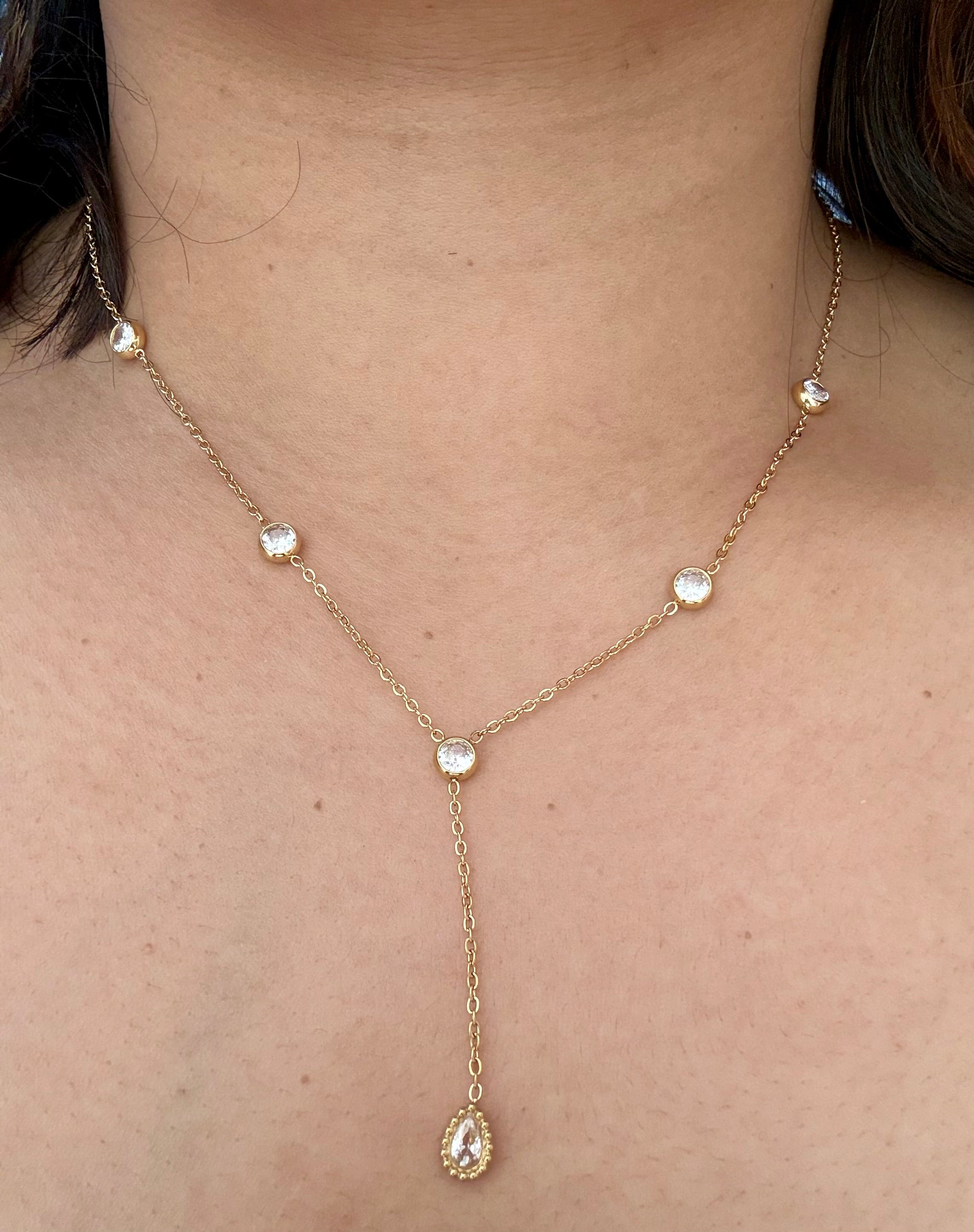Crystal Line Neckpiece