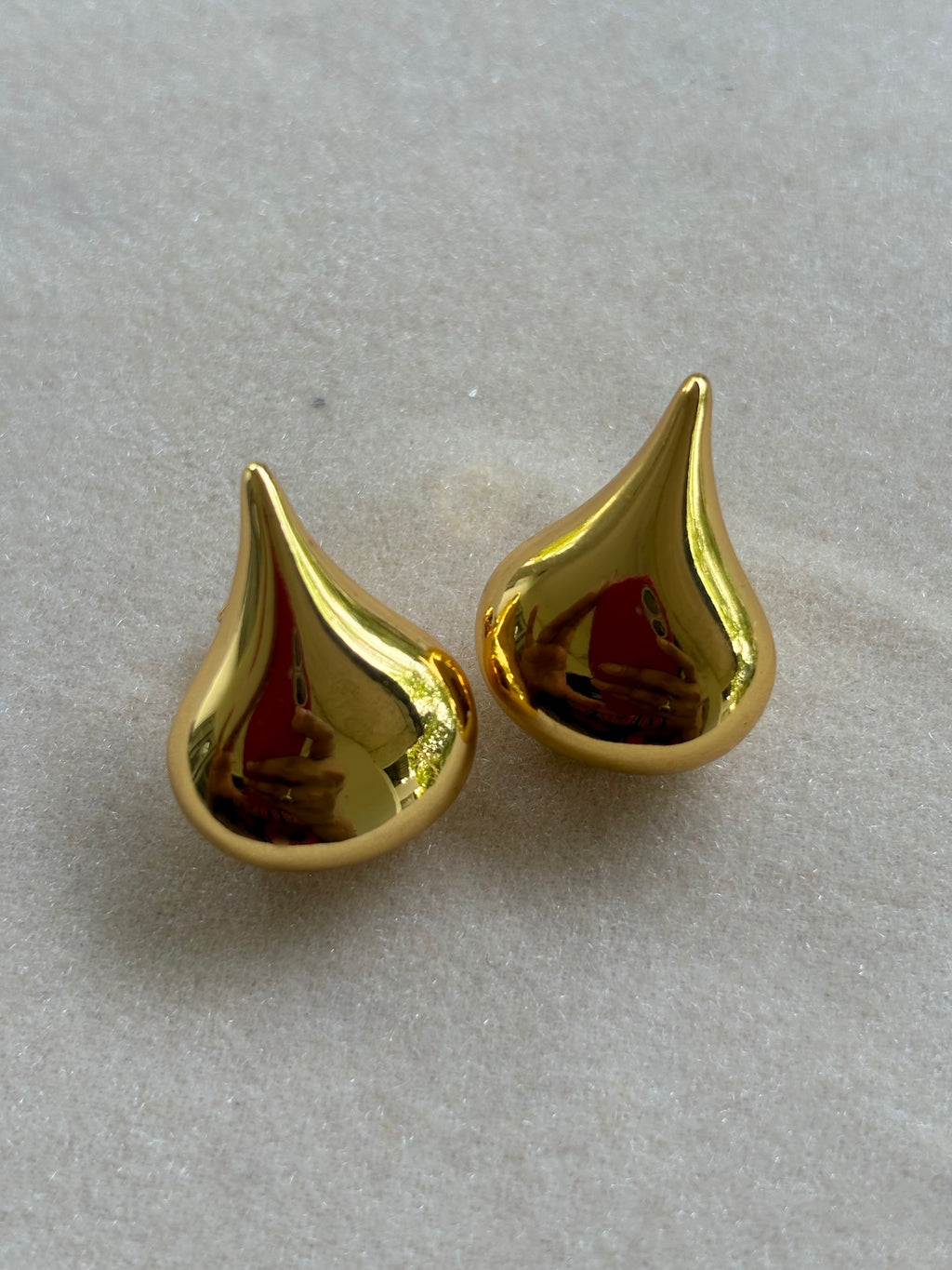 Dewdrop Studs
