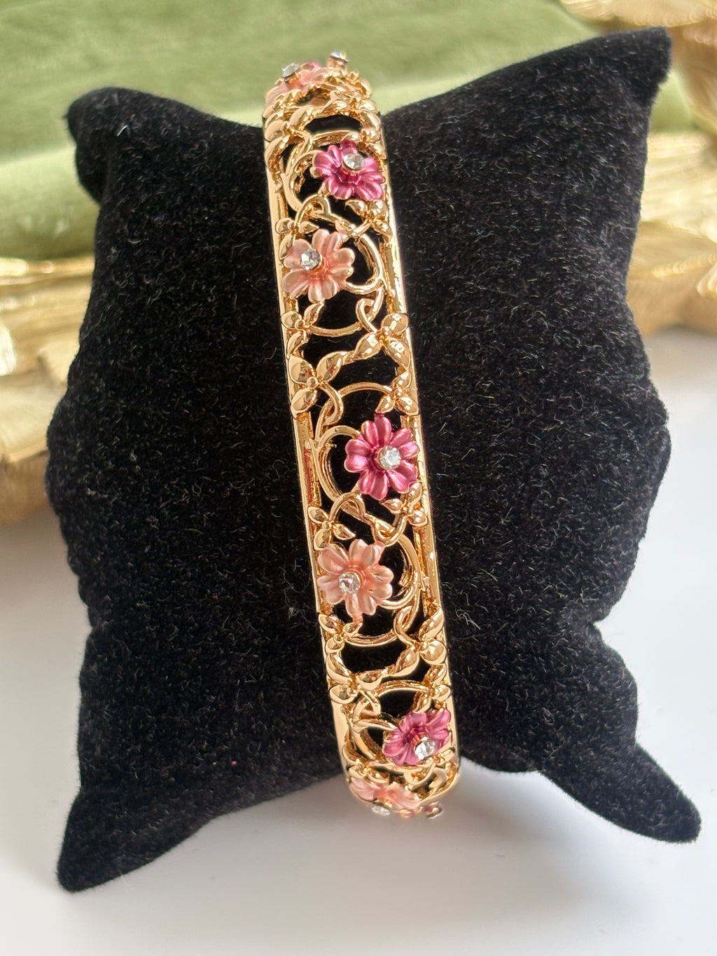 Fleora Bangle 22