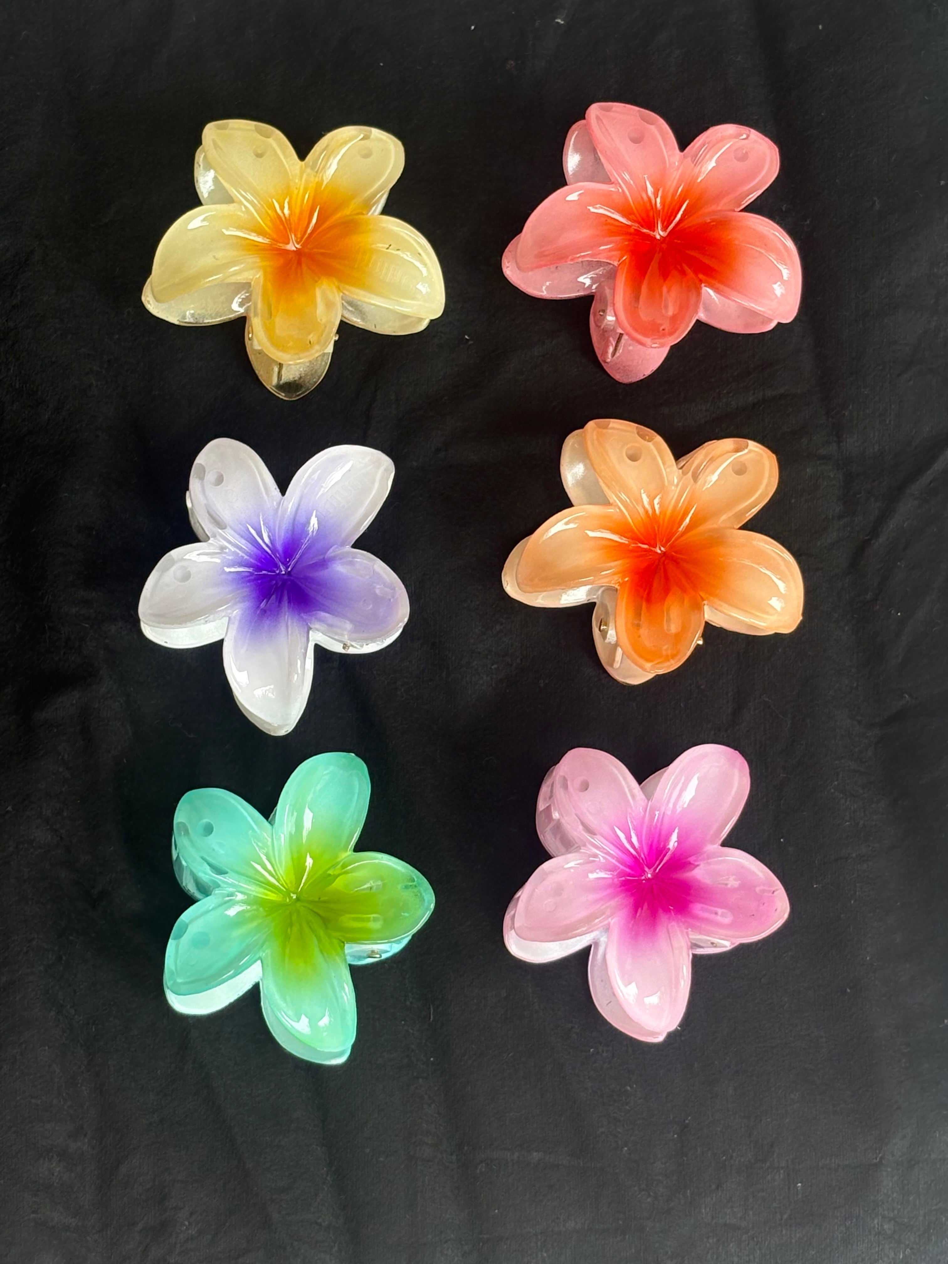 Plumeria Pop Claws
