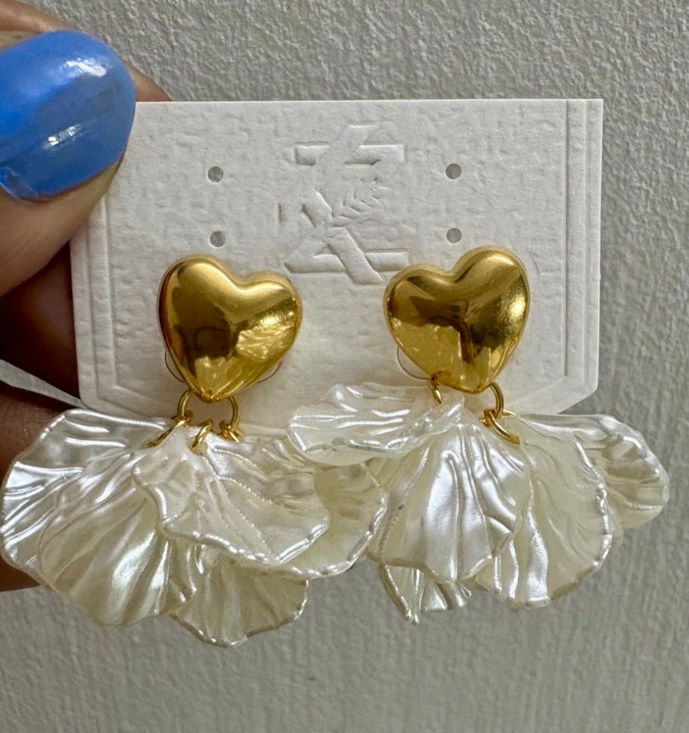 Flora Hearts Earrings