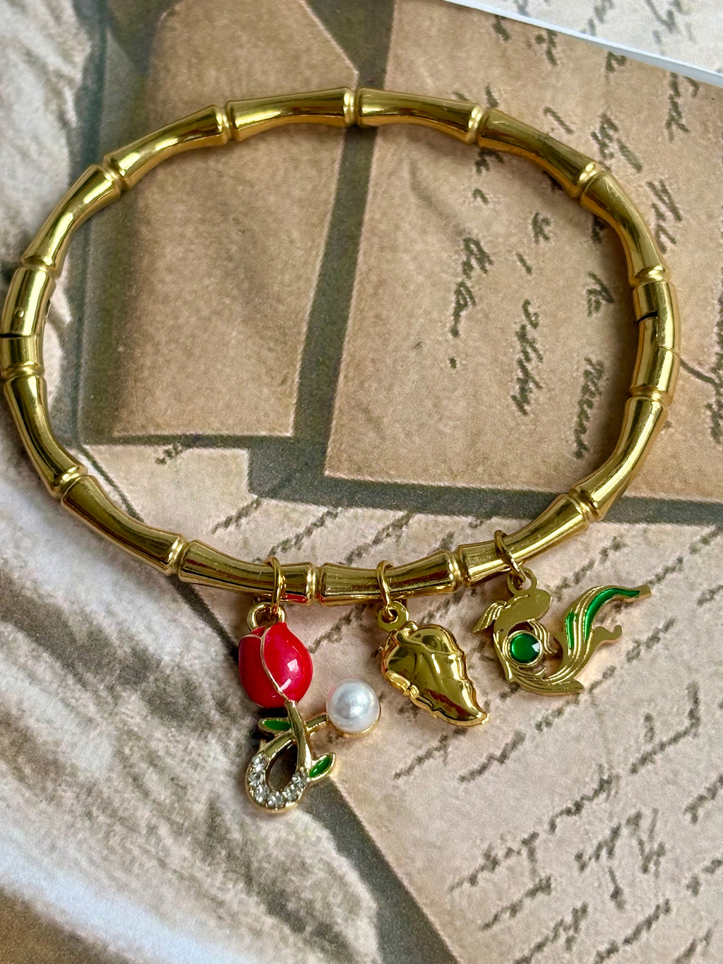 Rosette Charms Kada