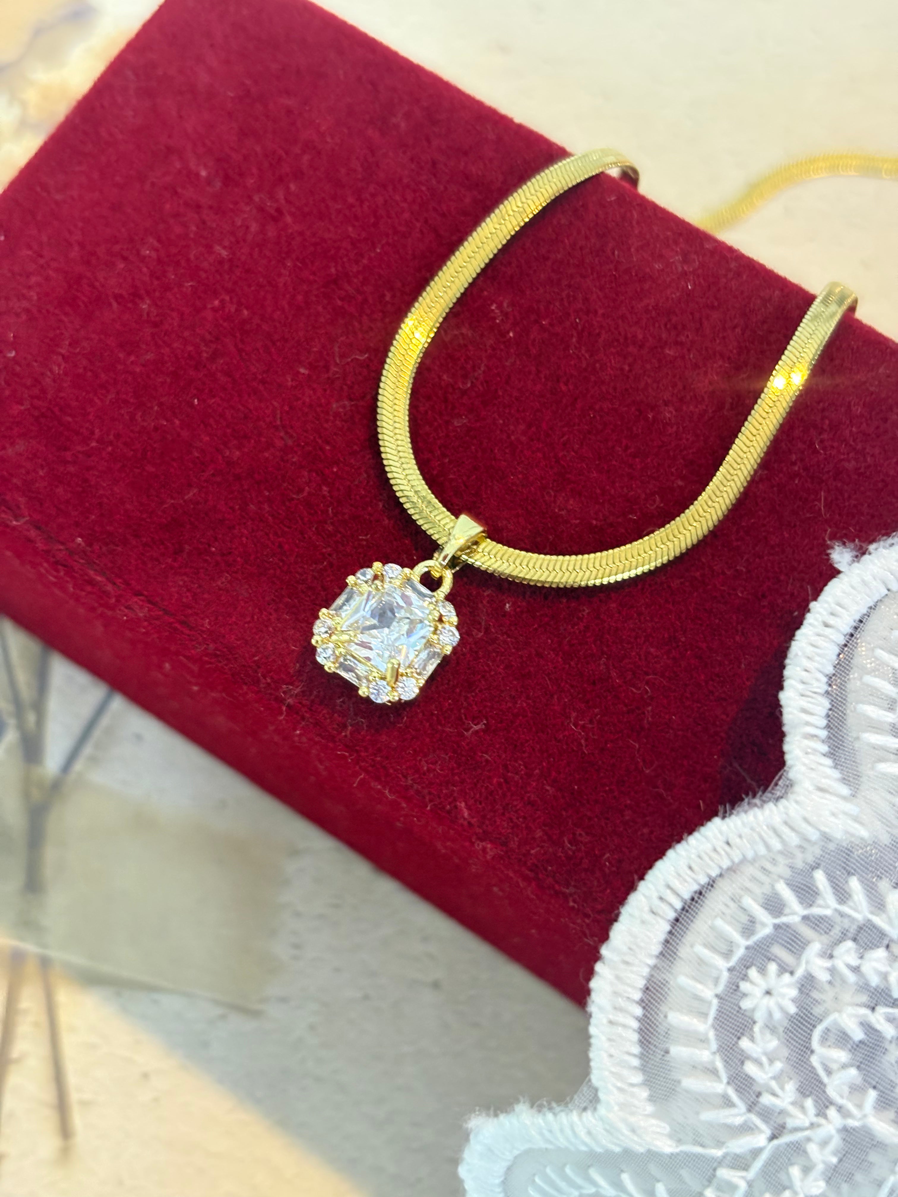 Aurel Necklace