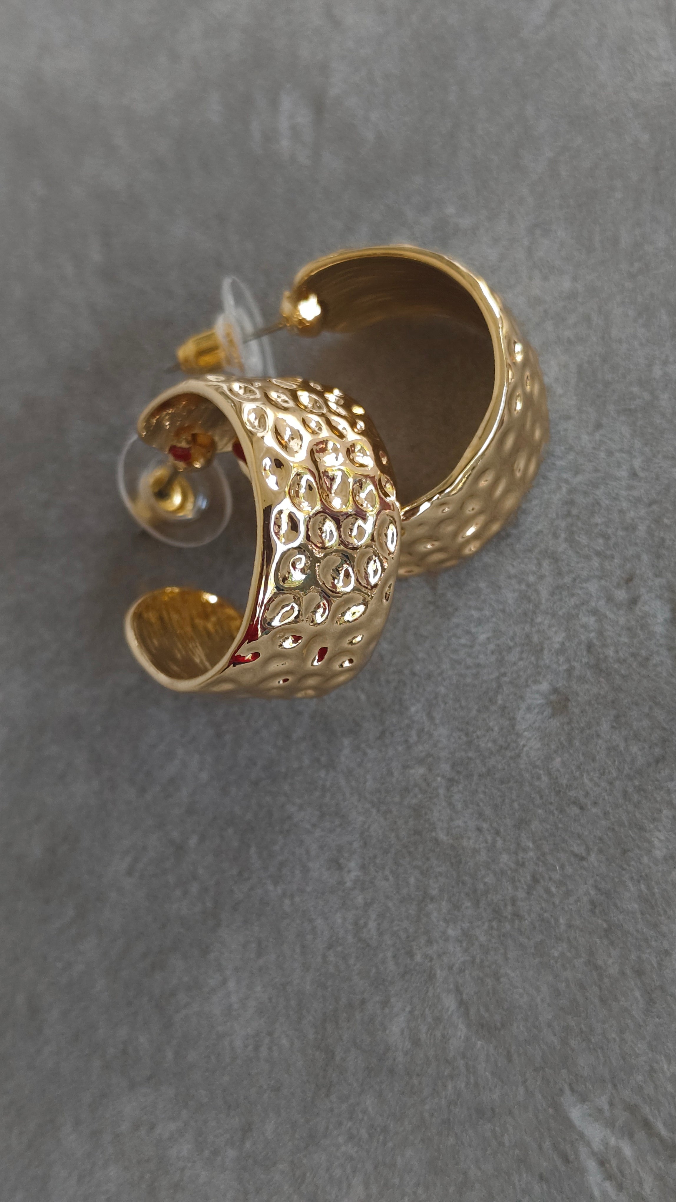 Pebble Luxe Hoops